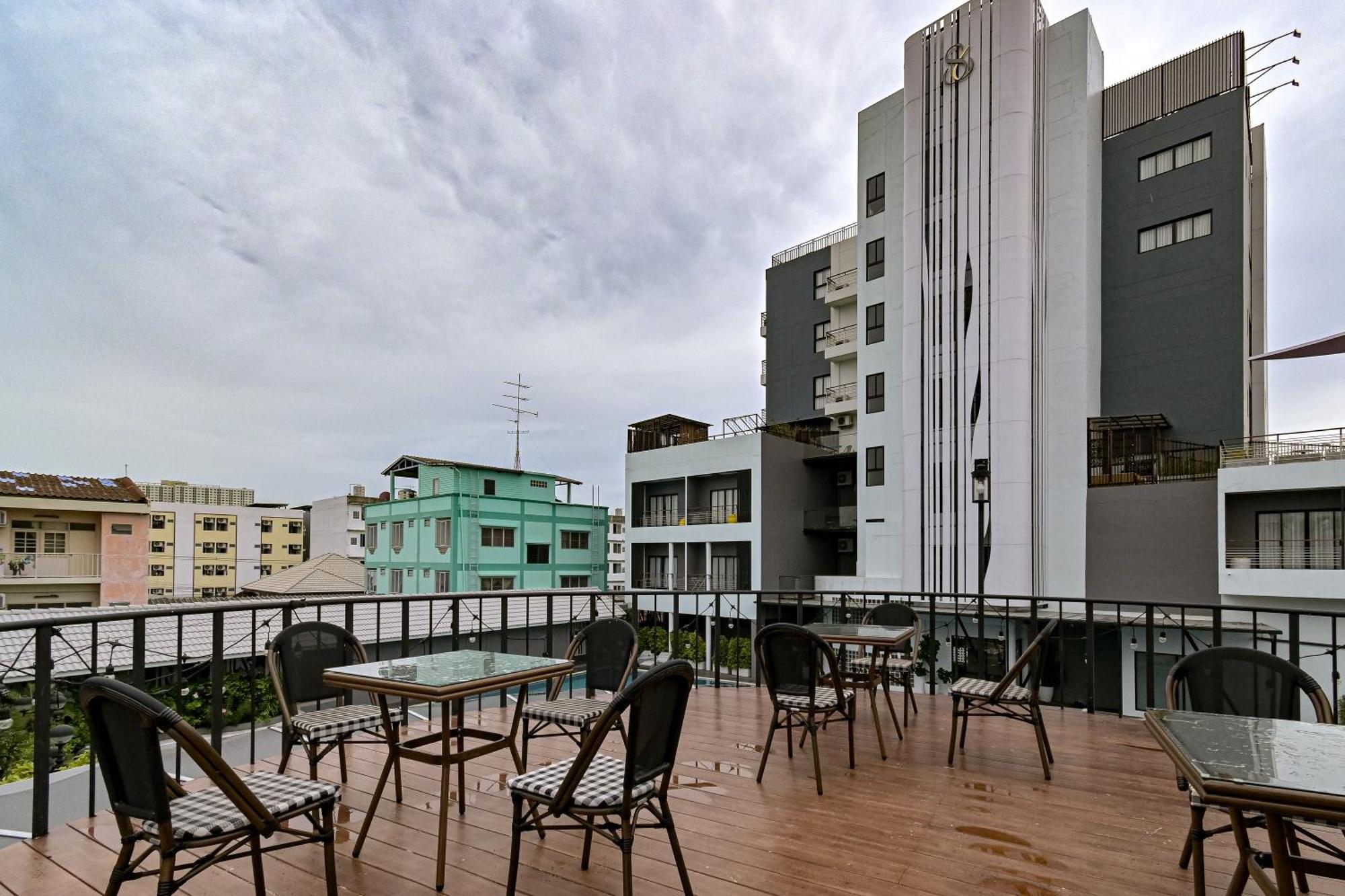 Shewin De Bangkok Hotel Exterior photo