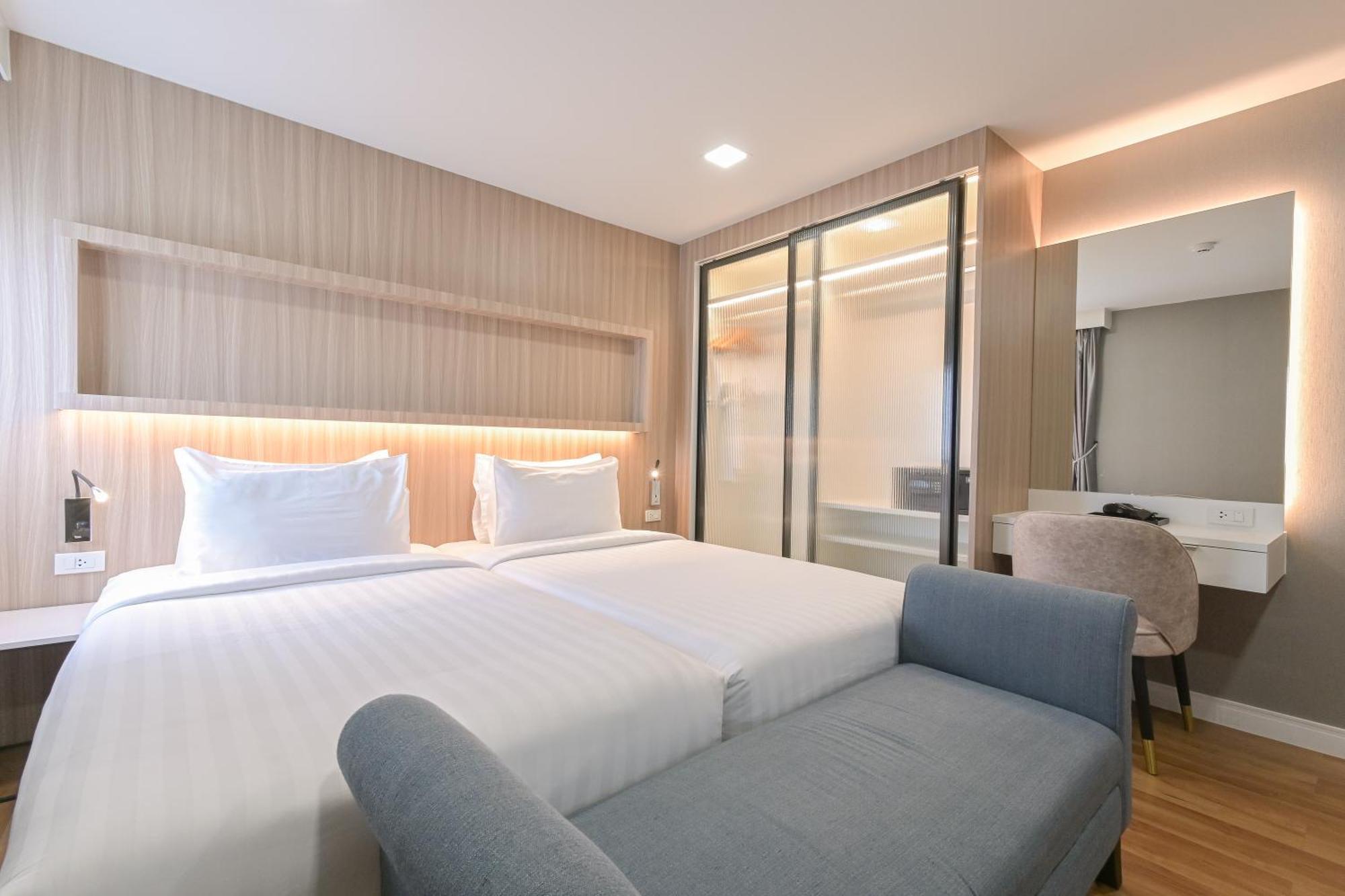 Shewin De Bangkok Hotel Exterior photo